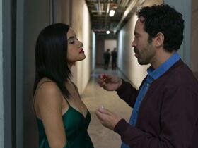 Паулина Гайтан секси – Страж Дьявола s01e06 (2018) #5