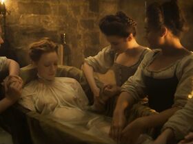 Сирша Ронан голая – Мария – королева Шотландии (2018)