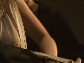 Сирша Ронан голая – Мария – королева Шотландии (2018) #2