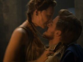 Сирша Ронан голая – Мария – королева Шотландии (2018) #6