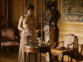 Манон Кнез голая – Мадемуазель де Жонкьер (2018) #4