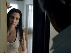 Рафаэла Манделли голая – Близость между незнакомцами (2018) #4