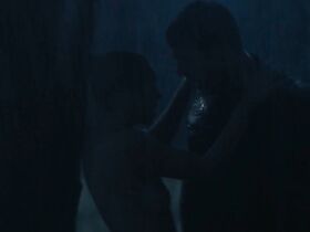 Габриэла Марчинкова голая – Тайный враг (2018) #2