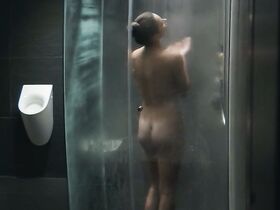 Габриэла Марчинкова голая – Тайный враг (2018) #4