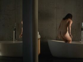 Габриэла Марчинкова голая – Тайный враг (2018) #7