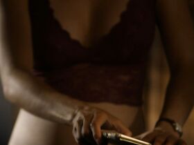 Карла Соуса секси – Как избежать наказания за убийство s04e05 (2017) #5