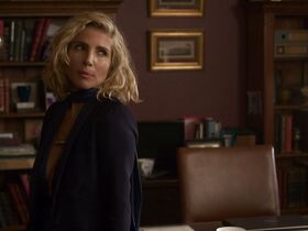 Эльза Патаки голая – Прибрежная зона s01e01-08 (2018) #13