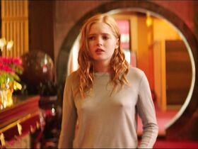 Элли Бамбер секси – Высокое разрешение (2018) #1