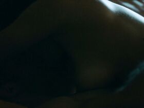 Кэрол Ровира голая – Обвиняемый s01e02-05 (2018) #11