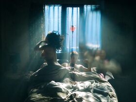 Кэрол Ровира голая – Обвиняемый s01e02-05 (2018) #5