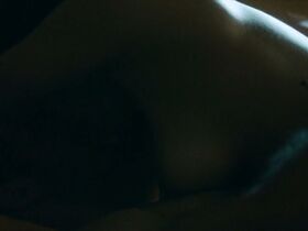 Кэрол Ровира голая – Обвиняемый s01e02-05 (2018) #8