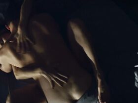 Виктория Романенко секси – Один s01e05 (2018)