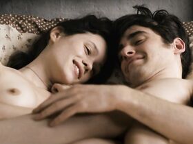 Астрид Берже-Фрисби голая – Секс ангелов (2012) #1