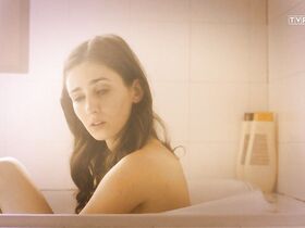 Кайя Уолден голая – Город сокровищ s01e06 (2017) #4