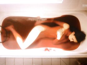 Кайя Уолден голая – Город сокровищ s01e06 (2017) #6