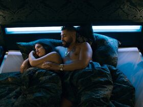 Яннина Эрфаны-Фар секси – Берлинские легавые s01e09 (2018)