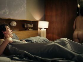 Каролина Лапауса голая – Маленькие совпадения s01e05 (2018)