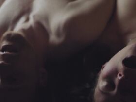 Силье Сторстейн голая – Apple (2018) #9