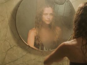 Тереза Палмер секси – Lights Out (2016) #5