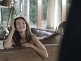 Фемке Лакервельд голая – Забытый богом s04e05 (2017) #5