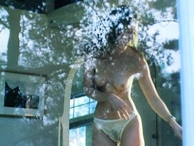 Бэт Рисграф голая – Лето потери моей девственности (2000) #4