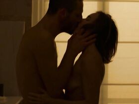 Элоди Буше голая – Канарейка Роберто (2018) #4