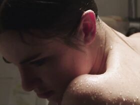 Камилль Клари секси – Parental Advisory (2018) #6