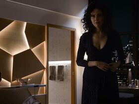 Рейко Эйлсворт секси – Булл s03e13 (2018) #4