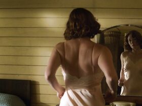 Элисон МакГирр голая – Дамы в черном (2018) #5