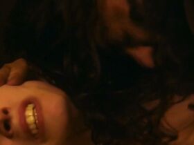 Сесилия Бертоцци голая – Банда Гросси (2018) #3