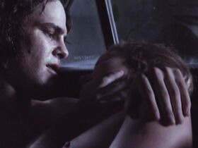 Стефания Кёсль голая – Клан (2015) #6