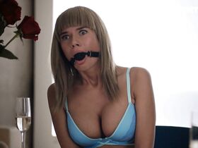 Яна Кошкина секси – Домашний арест s01e01-012 (2018) #20