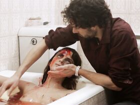 Макарена Гомес голая – Останься со мной (2010) #3