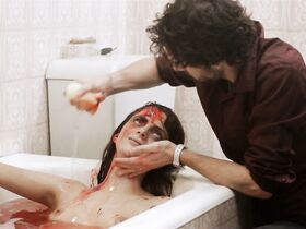 Макарена Гомес голая – Останься со мной (2010)