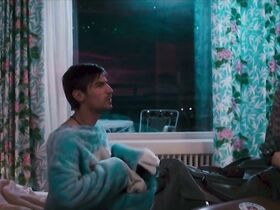 Анна Шинц секси – Der ewige Tourist (2011) #2