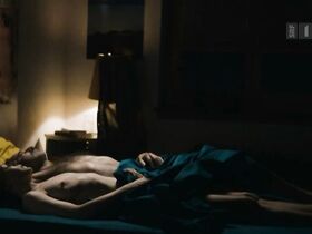 Штефани Япп голая – Банковские игры s01e01-02 (2017) #5