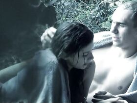 Магдалена Вечорек голая – Будь готов! (2018) #3