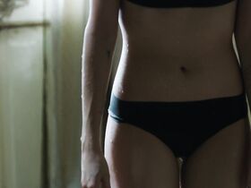 Хиселья Кури голая – Диаблеро s01e05 (2018) #4