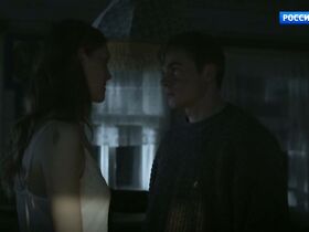 Полина Ауг секси – Мира (2018) #4