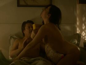 Лор Калами голая – Десять процентов s03e04 (2018) #5