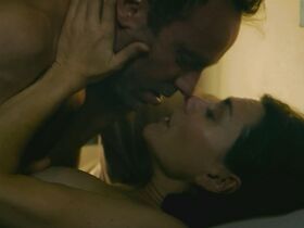 Кристиана Пауль голая – Восемь дней s01e06 (2019) #4