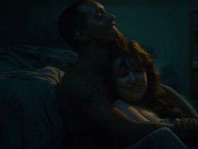 Луана Силва секси – Осмосис s01e04-05 (2019) #4