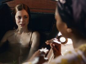 Шарлотта Хоуп голая – Испанская принцесса s01e01 (2019) #3