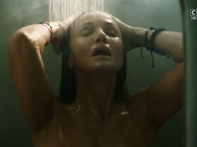 Надя Фарес секси – Красные тени s01 (2019)