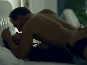 Ольга Сутулова голая – Содержанки s01e01 (2019) #5