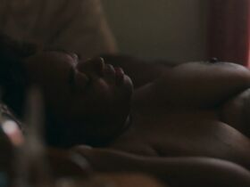 Нума Перрье голая – Мамаша s02e03 (2019) #6