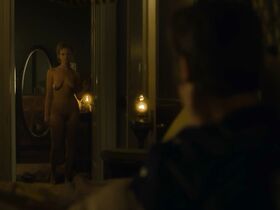 Джоэнна Вандерхам голая – Воин s01e01 (2019) #5