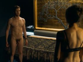 Катрин Де Кандоул голая – МатьОтецСын s01e01 (2019) #5