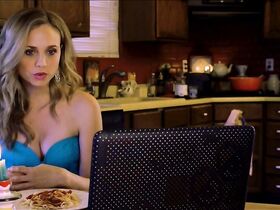 Фиона Губелманн секси – Те, кем мы не были (2019) #6