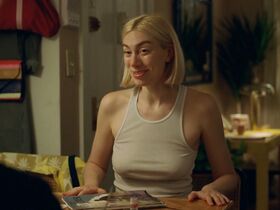 Мадлен Уайз голая – По друзьям s03e03 (2019) #8